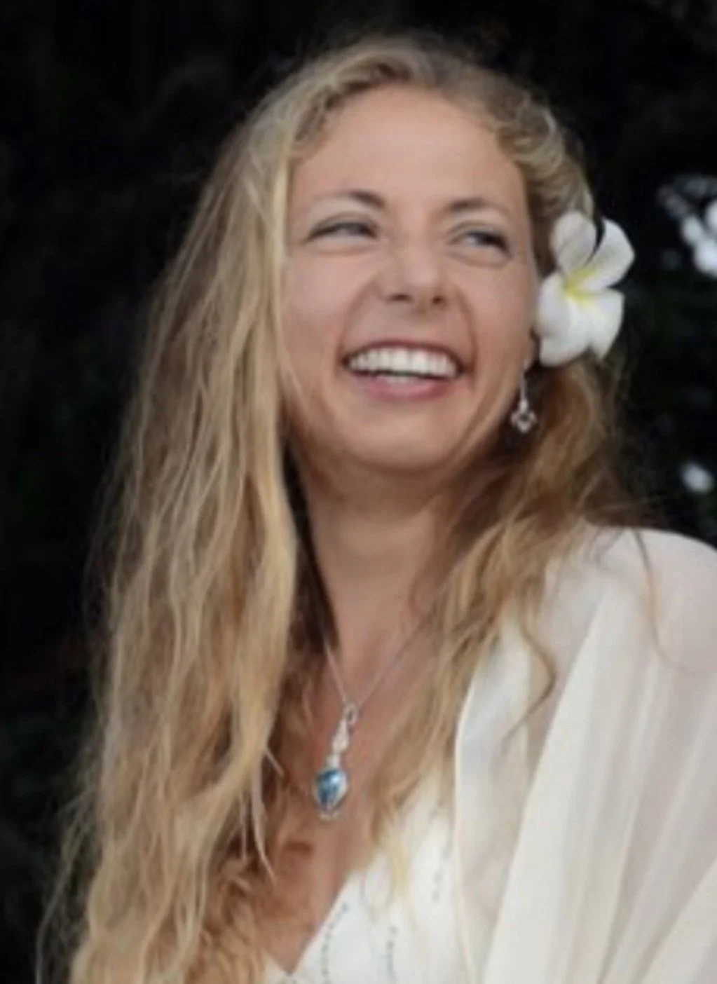 Daina Fawn in nature, the spirit behind Charisma